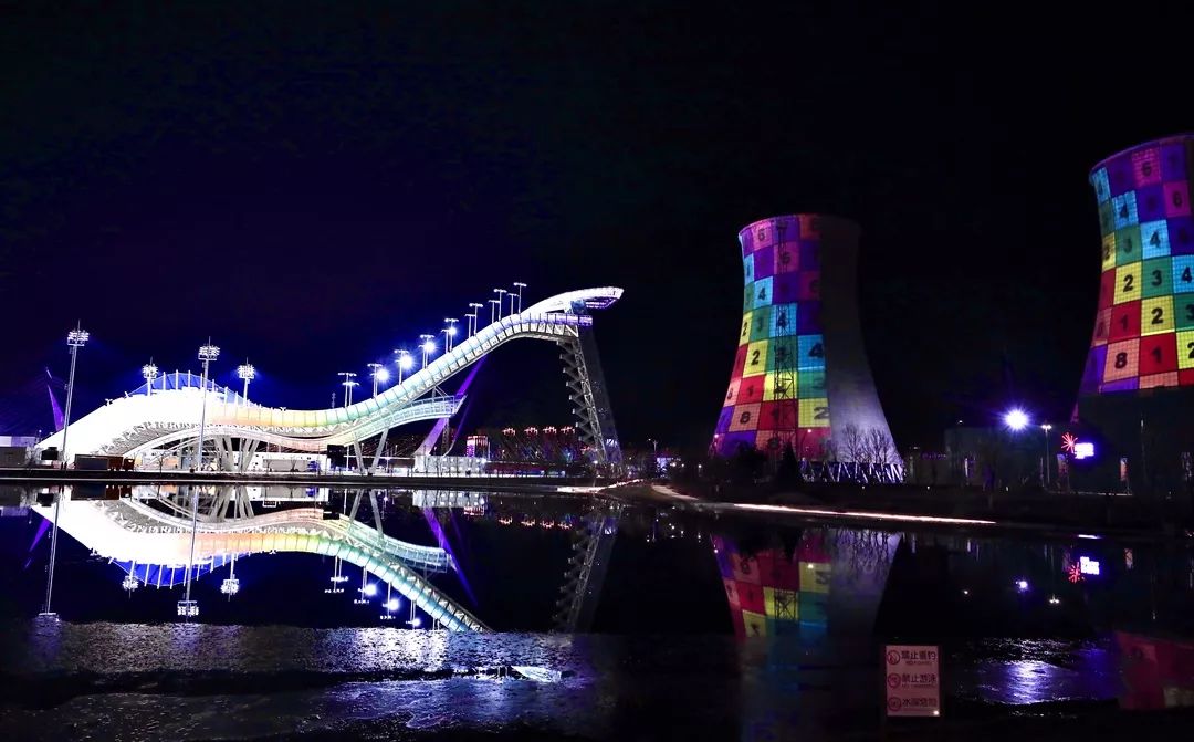 點(diǎn)亮高塔燈光秀，喜迎2022北京冬奧會(huì)