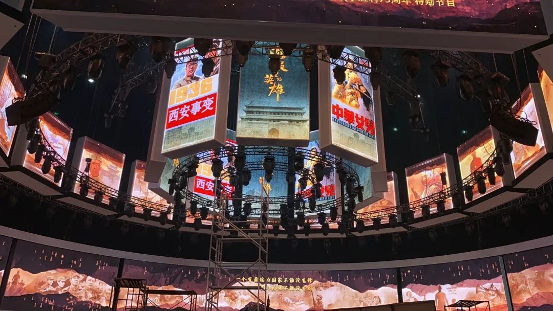 「海報里的英雄」節(jié)目活動策劃的舞美簡直就是藝術的存在，贊